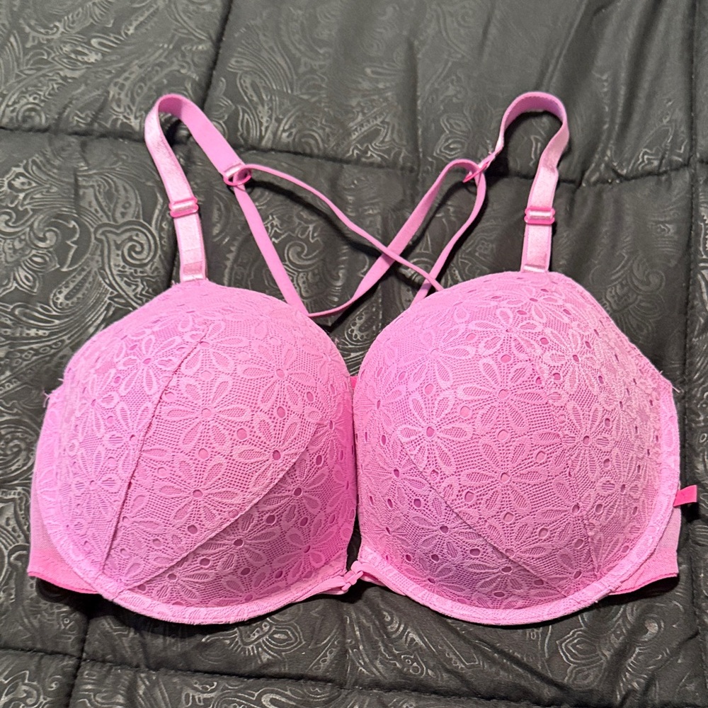Victoria’s Secret Lace Floral Bra in Pink